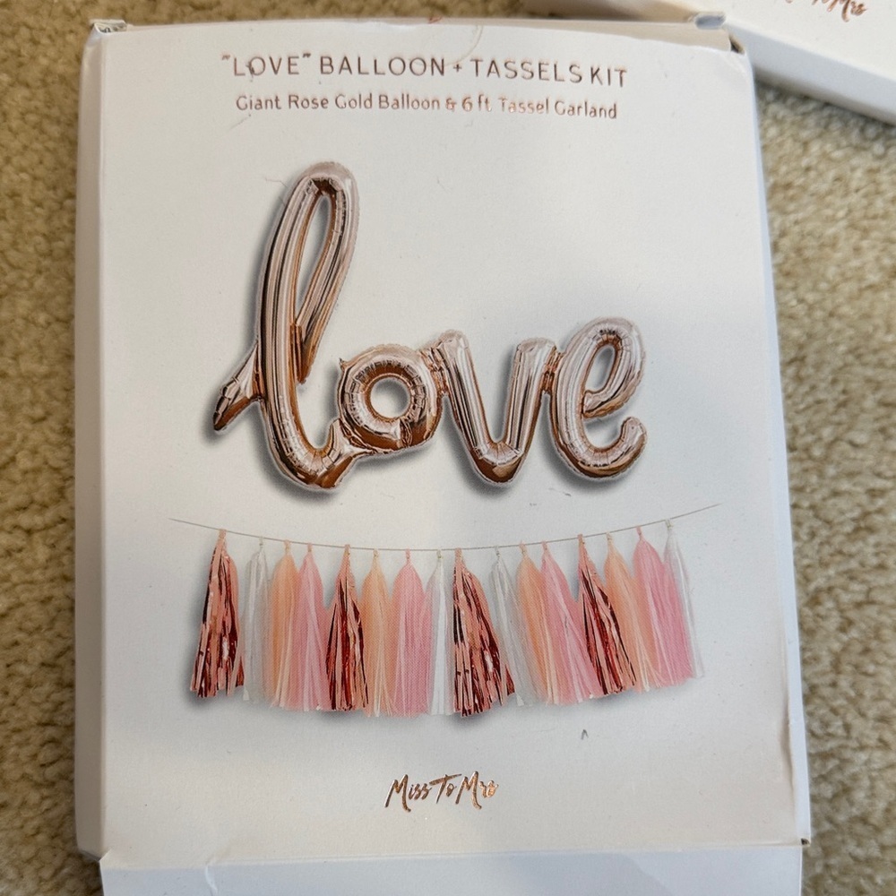 Pink Bride to Be Balloon Kit - Picture 2 of 4